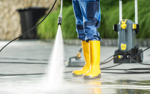 Pressure Washing Contractors in Cresco, IA